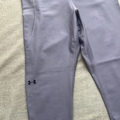 Under Armour leggings size M like new, purple, ankle length