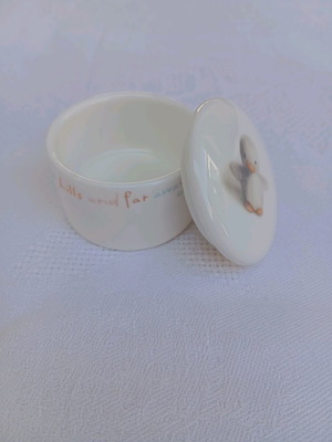 Baby teeth box new, porcelain case with lid