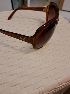AK sunglasses like new, large