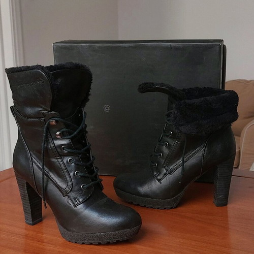 Winter woman's boots used, pack of 8, black and brown