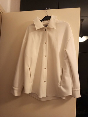 Thick shirt like new, size L / 40 / 12