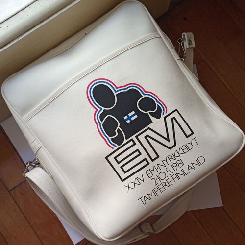 Boxing bag from Finland tournament May 1981 like new collectible