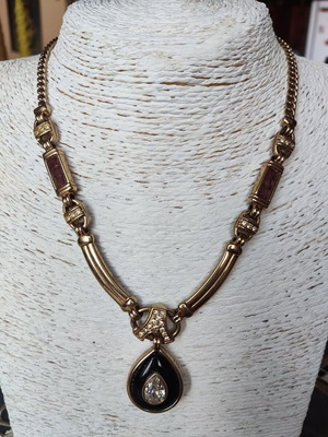 Vintage necklace with herringbone chain and black enamel pendant used