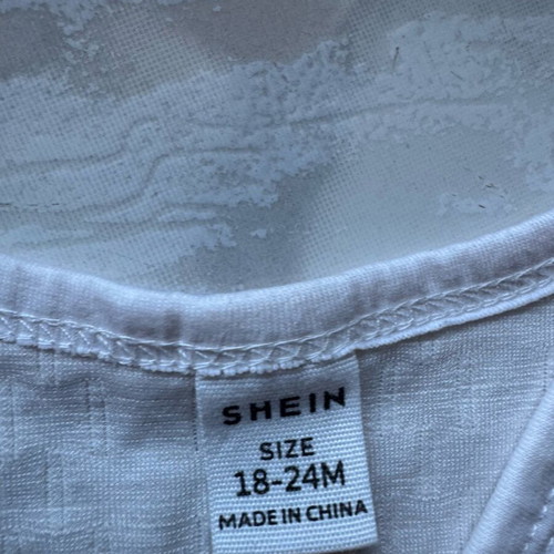 Girls' set 18-24 months like new, white