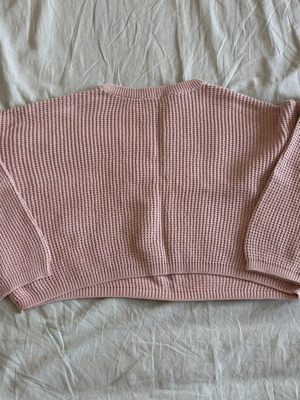 Bershka pink sweater XS like new