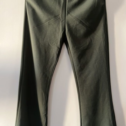 Celestino pants new, size M-L, olive green with pockets and elastic