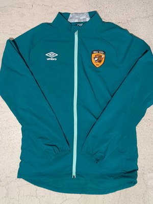 Τζάκετ προπόνησης Hull City Umbro 2020 μέγεθος Μ σαν καινούργιο