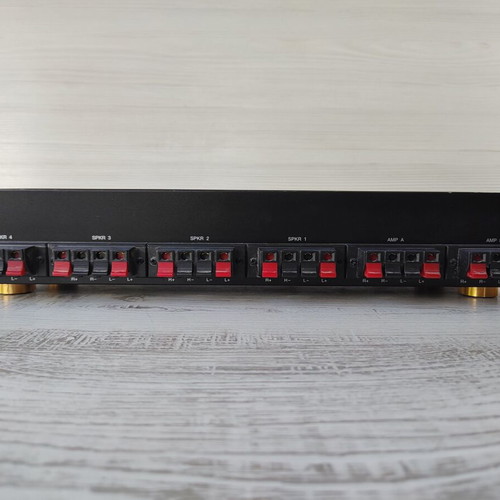 Jamo JSS4-VC2 Matrix Speaker Selector used, 4 zones, dual source input