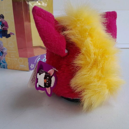 Furby Sherbet 1999 Tiger Electronic new, first generation, pink and blue
