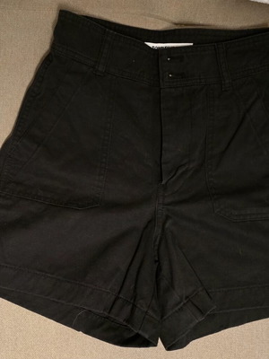 Tommy Hilfiger Harper High Rise Short like new, size 24, black