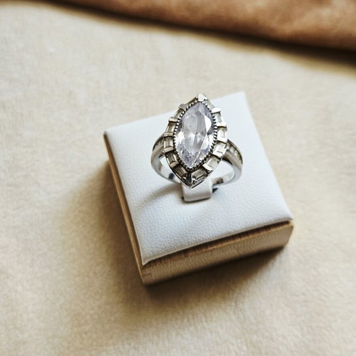 Vintage 925 silver ring