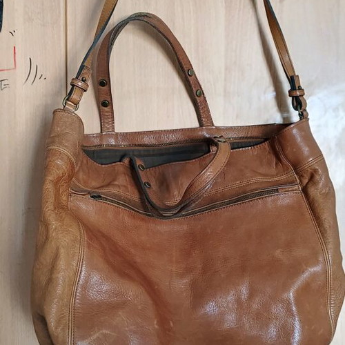 Zara leather handbag used, brown with large capacity