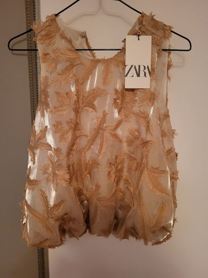 Zaras Blouse New Size M Beige Gold