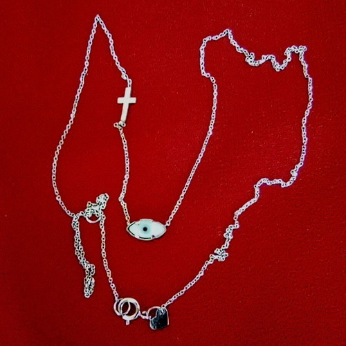 Gold necklace 375 with mother of pearl evil eye and side minimalist cross 45cm like new