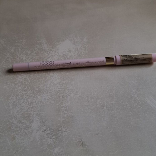 Beige-pink eye pencil new