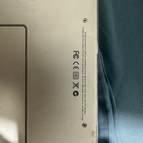 Apple A1150 laptop