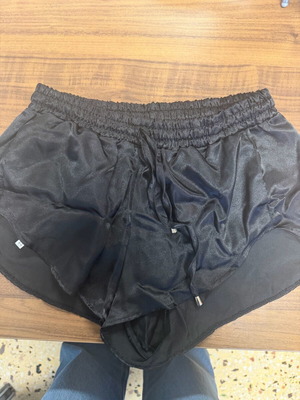 PCP satin shorts black like new, size M