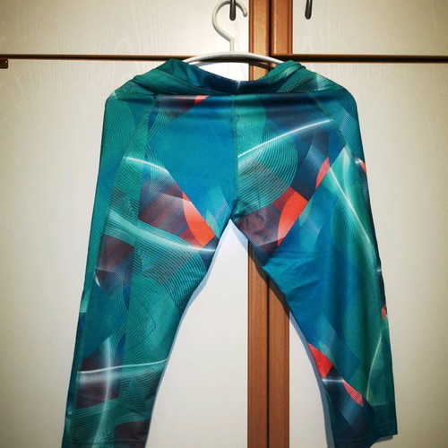 Puma dry cell 3/4 leggings used, size small, green
