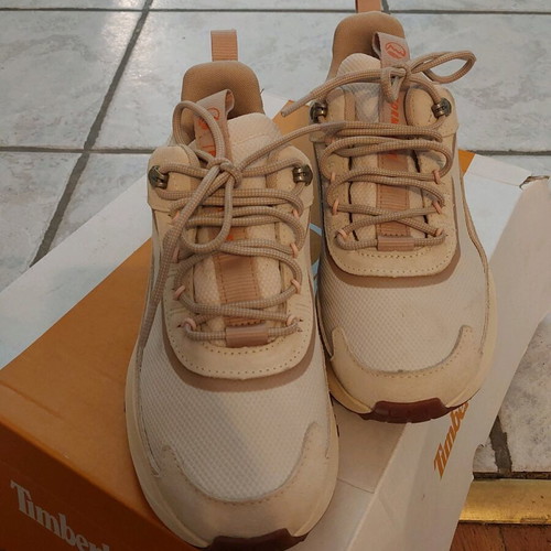 Timberland sneakers size 38.5 beige like new