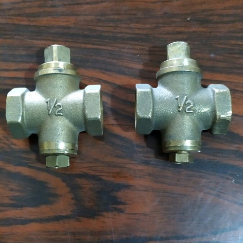 Brass water valve old type, 2 pieces 1/2, new