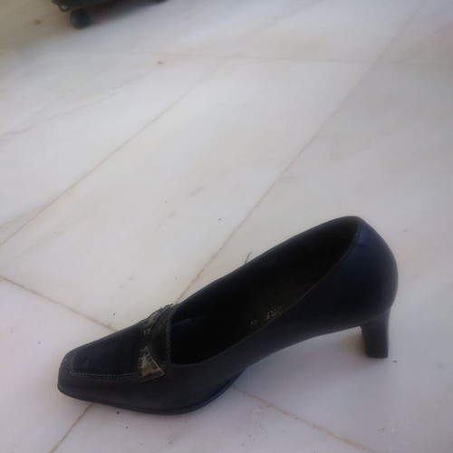 Leather pumps like new, orthopedic, size 38.5, black, German made