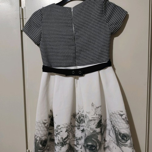 Miss Evita Dress No 8 like new, black and white