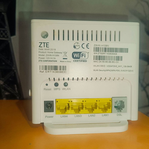 Vodafone modem router like new