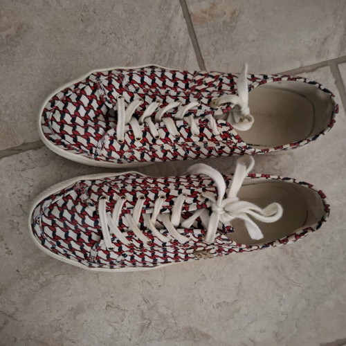 Tommy Hilfiger women's sneakers used, size 40, red multicolor
