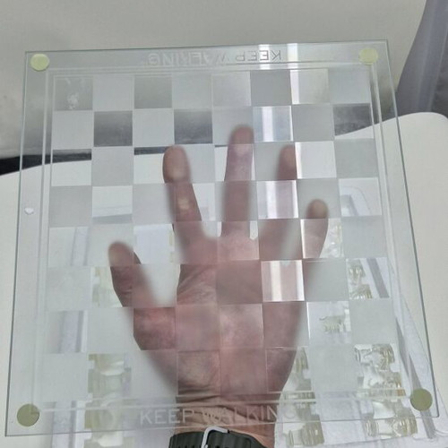Johnnie Walker Glass Chess Set like new