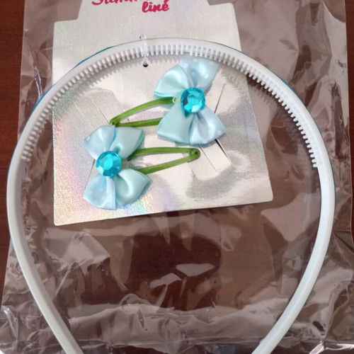 Children's hair clips set with headband new, white and turquoise