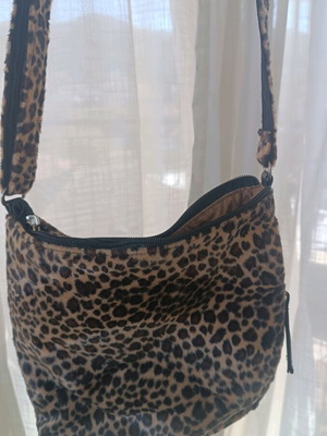 Leopard messenger bag medium size synthetic fur