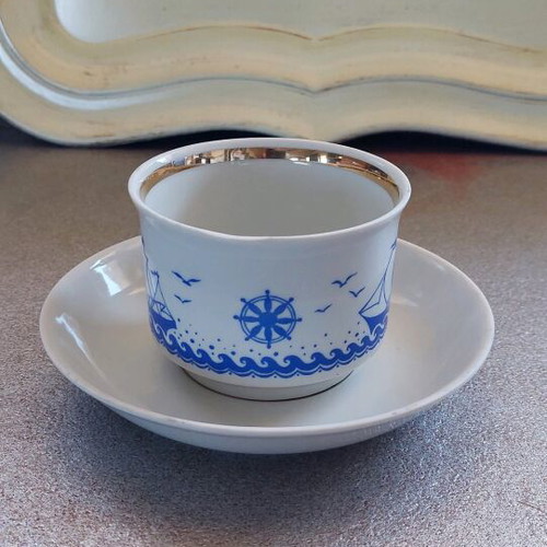 Vintage coffee cup like new, 1970s