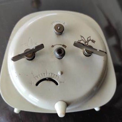 Peter vintage metal table clock used