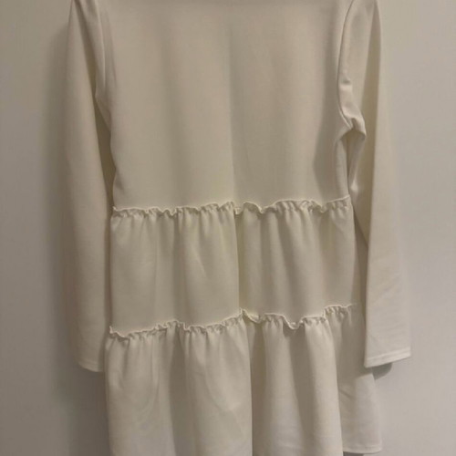 Blouse with neckline white like new, one size