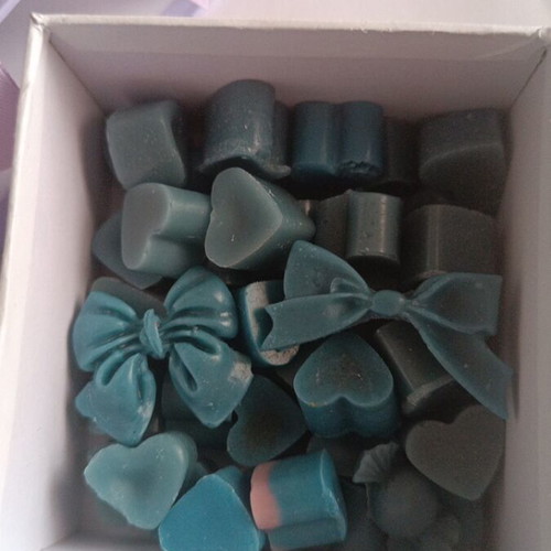 Wax melts box new with cotton candy scent, 40 pieces