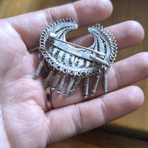 Vintage silver filigree brooch 925