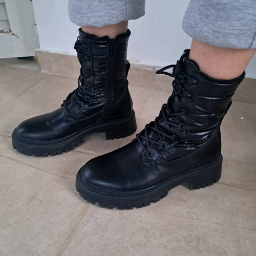 Voi & Noi boots size 37 like new, black