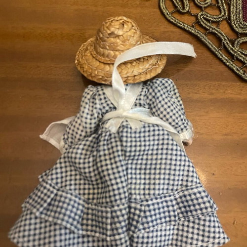Porcelain doll like new