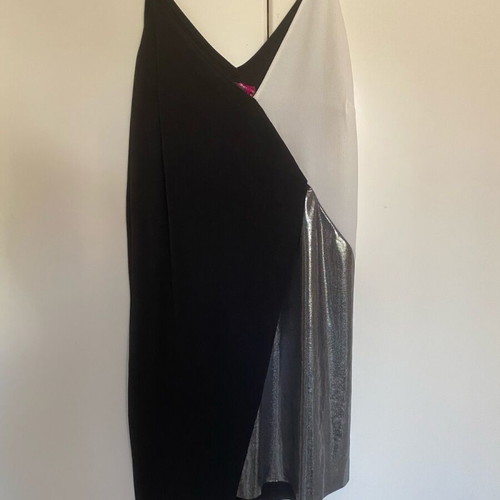 Women's mini evening dress pin up new, three colors, V neckline