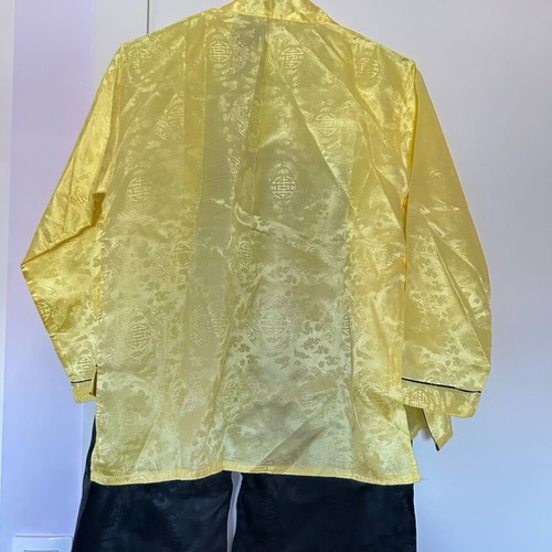 Silk pajama with dragon and belt used, yellow