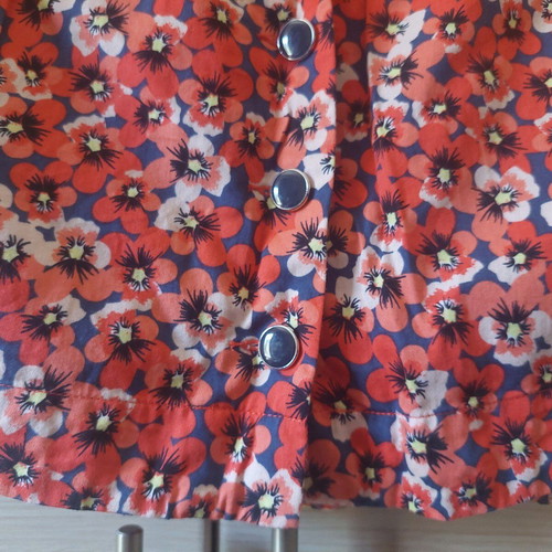 Colorful floral skirt medium with buttons like new