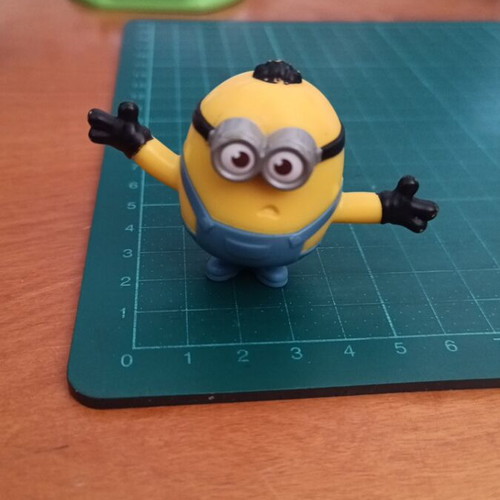 Minion figure from Despicable Me like new