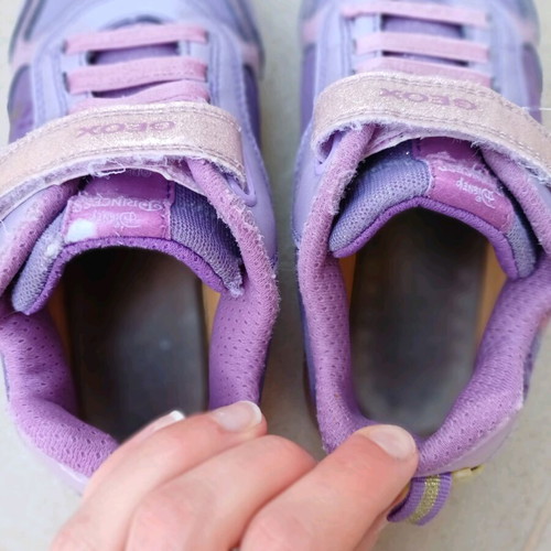 Geox Rapunzel No 30 athletic shoes used, purple