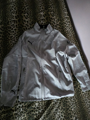 Яке Puma като ново, сиво, размер S