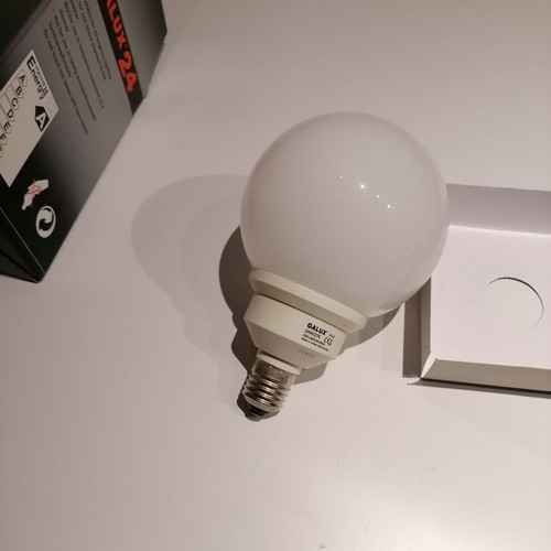 Globe light bulbs used, pack of 20, GALUX 24 W, warm light