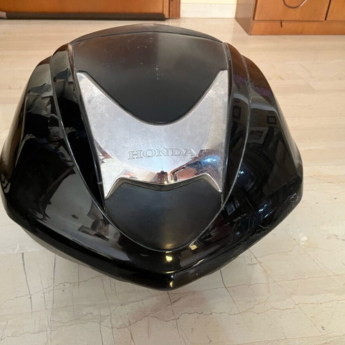 Honda motorcycle top case used, good condition