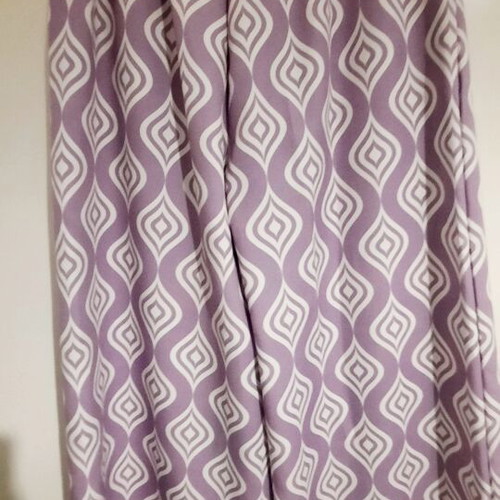Satin top and high-waisted palazzo pants set made in Italy, like new, purple lilac