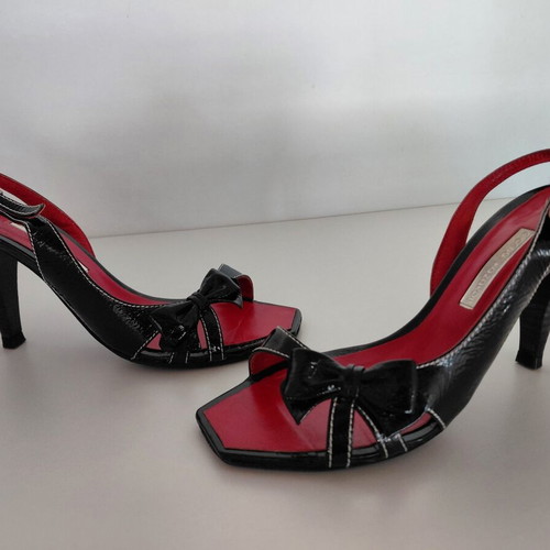 Gianna Kazakou black sandals like new for special occasions