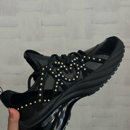 Pinko Ariel 28 sneakers new, black size 36 with rhinestone details