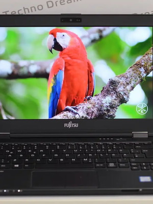 Fujitsu LifeBook U729 12.5" IPS display, Intel Core i5, 16GB RAM, 256GB SSD like new